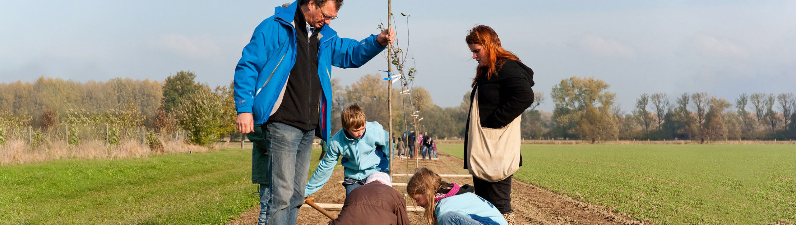 oekoland-verantwortung-engagement-soziales-engagement-header-2600x735px